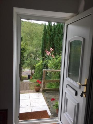 Ty Canol Villa Ystalyfera Exterior foto
